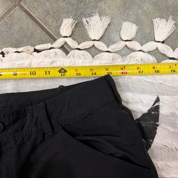 The North Face Convertible Pant Women's Sz 10Long 42*32 Black Nylon Outdoor EUC - Picture 9 of 12